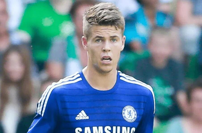 球速官方-荷兰国脚范金克尔因伤退役,曾效力切尔西、米兰|埃因霍温|AC米兰|维特斯|荷兰杯|ac米兰_新浪体育_新浪新闻