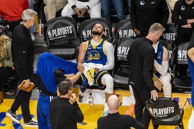 球速体育网址-提前被换下,库里16中6得16分3板3助1断,正负值-25全场第二低