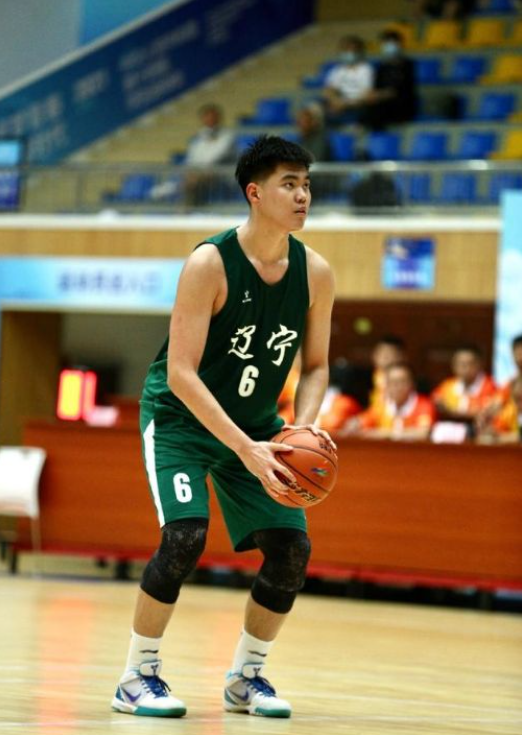 球速体育-连西丁都打不好！辽篮斗殴2小将逐渐边缘化 杨鸣离职队内队外都难