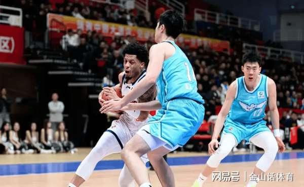 球速体育-掀翻联盟第4!2名辽粤弃将成功臣,一个6中5砍2双,一个末节12分